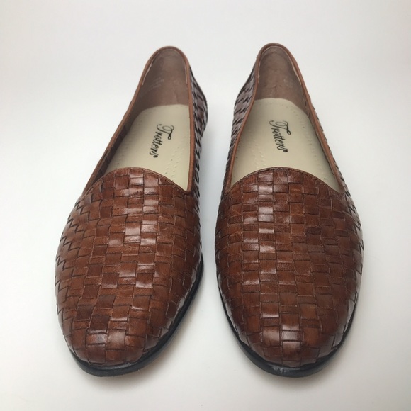 Trotters | Liz Flats in Brown - Picture 2 of 7
